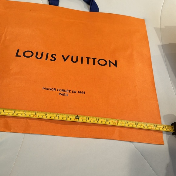 Louis Vuitton shopping bag (extra large) - Picture 2 of 3